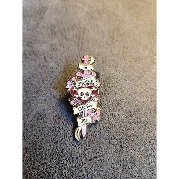 Disney Jeweled Pirates of the Caribbean Pins - Picture 2 of 7